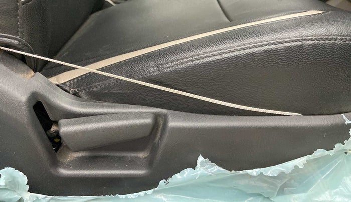 2023 Maruti Alto VXI PLUS, Petrol, Manual, 17,825 km, Driver Side Adjustment Panel