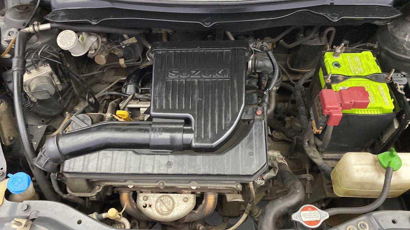 2012 Maruti Swift ZXI, Petrol, Manual, 81,136 km, Open Bonet