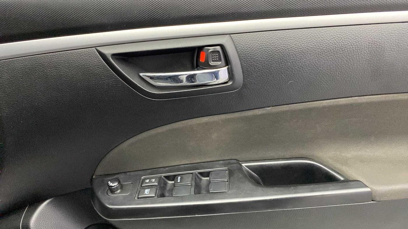 2012 Maruti Swift ZXI, Petrol, Manual, 81,136 km, Driver Side Door Panels Control
