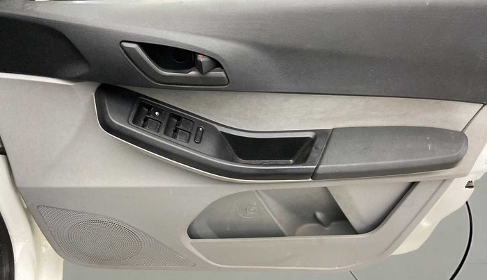 2023 Tata Tiago XM CNG, CNG, Manual, 17,340 km, Driver Side Door Panels Control