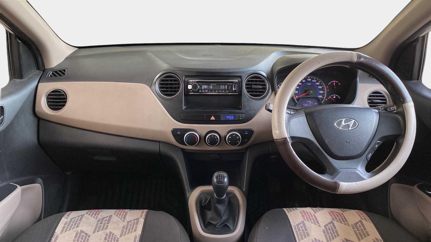 2016 Hyundai Grand i10 MAGNA 1.2 KAPPA VTVT, Petrol, Manual, 70,791 km, Dashboard
