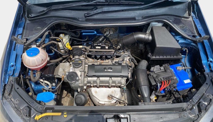 2017 Volkswagen Polo HIGHLINE1.2L, Petrol, Manual, 31,371 km, Open Bonet