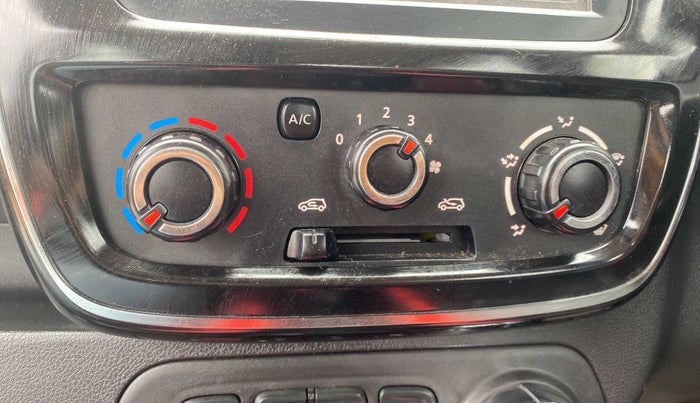 2017 Renault Kwid RXL 1.0 AMT, Petrol, Automatic, 32,890 km, Dashboard - Air Re-circulation knob is not working