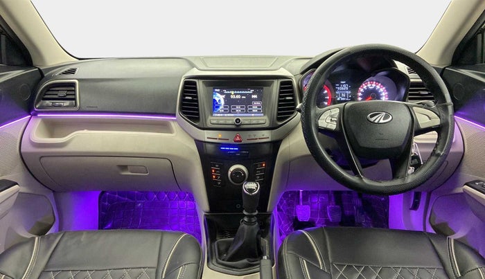 2021 Mahindra XUV300 W6 1.2 PETROL, Petrol, Manual, 39,382 km, Dashboard