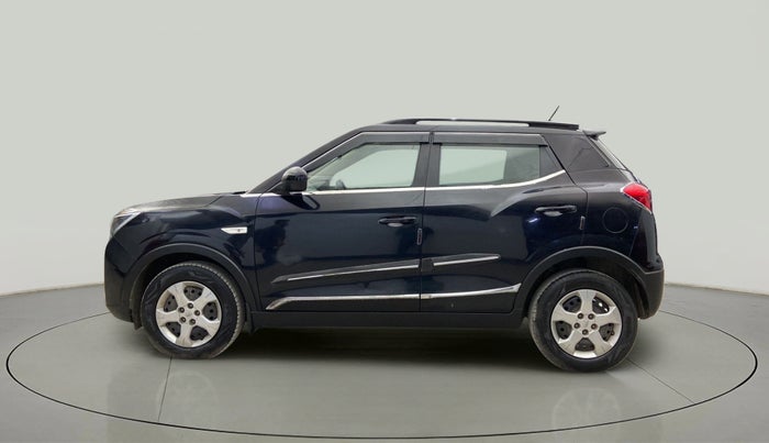 2021 Mahindra XUV300 W6 1.2 PETROL, Petrol, Manual, 39,382 km, Left Side