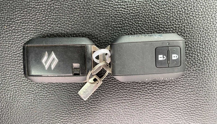 2021 Maruti Baleno ALPHA PETROL 1.2, Petrol, Manual, 33,497 km, Key Close Up
