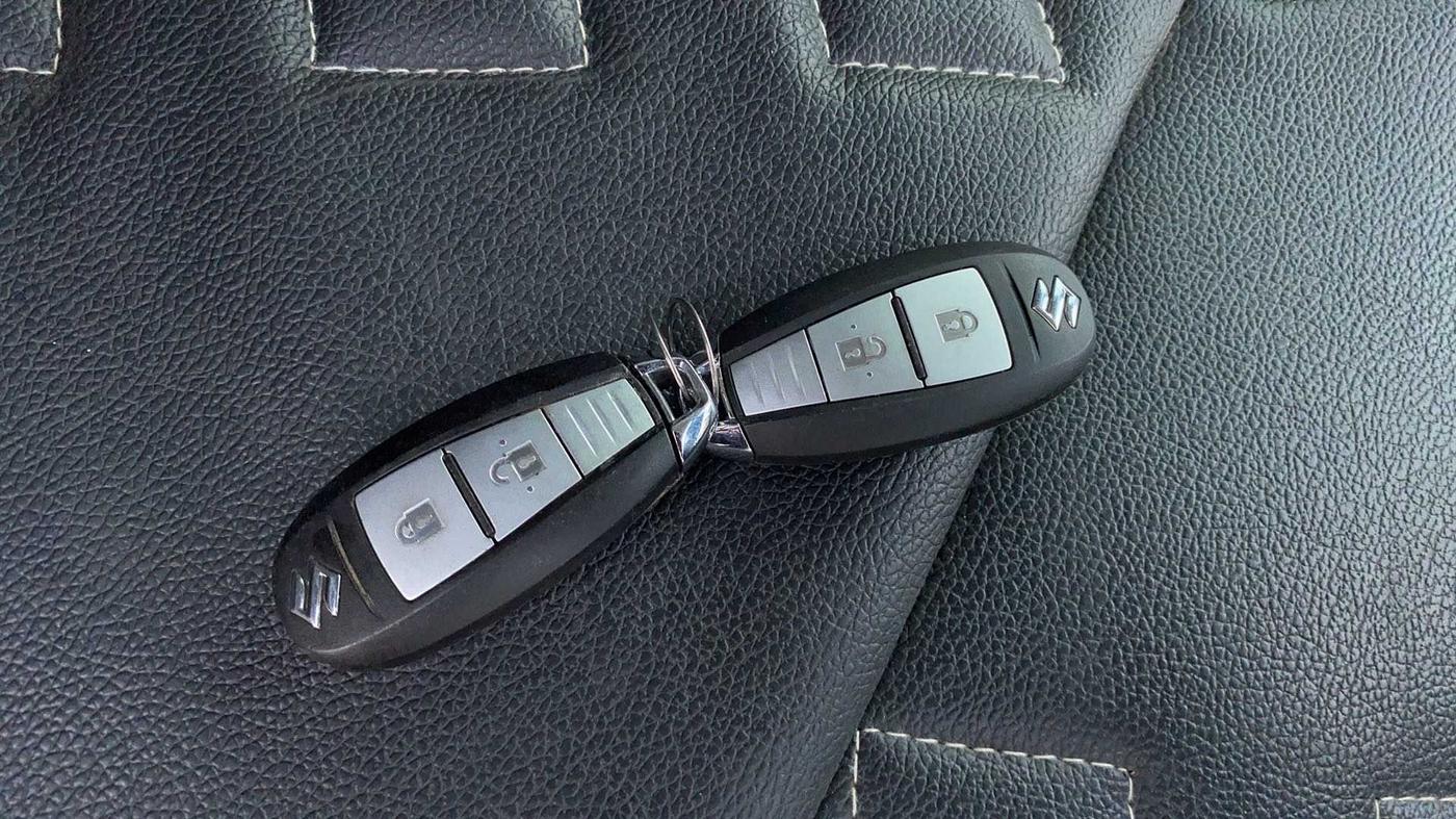 2018 Maruti Baleno ZETA PETROL 1.2, Petrol, Manual, 38,815 km, Key Close Up