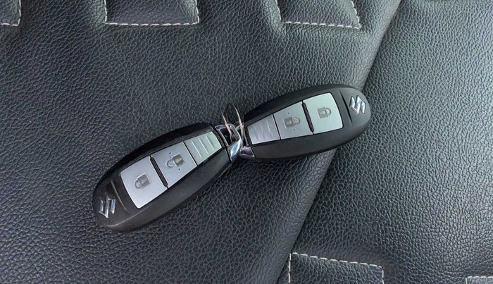2018 Maruti Baleno ZETA PETROL 1.2, Petrol, Manual, 38,815 km, Key Close Up