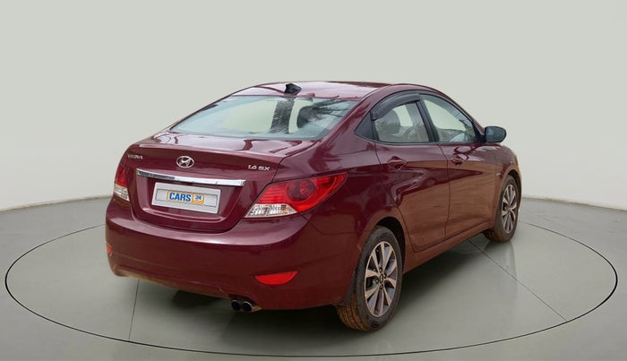 2015 Hyundai Verna FLUIDIC 1.6 CRDI SX AT, Diesel, Automatic, 92,617 km, Right Back Diagonal