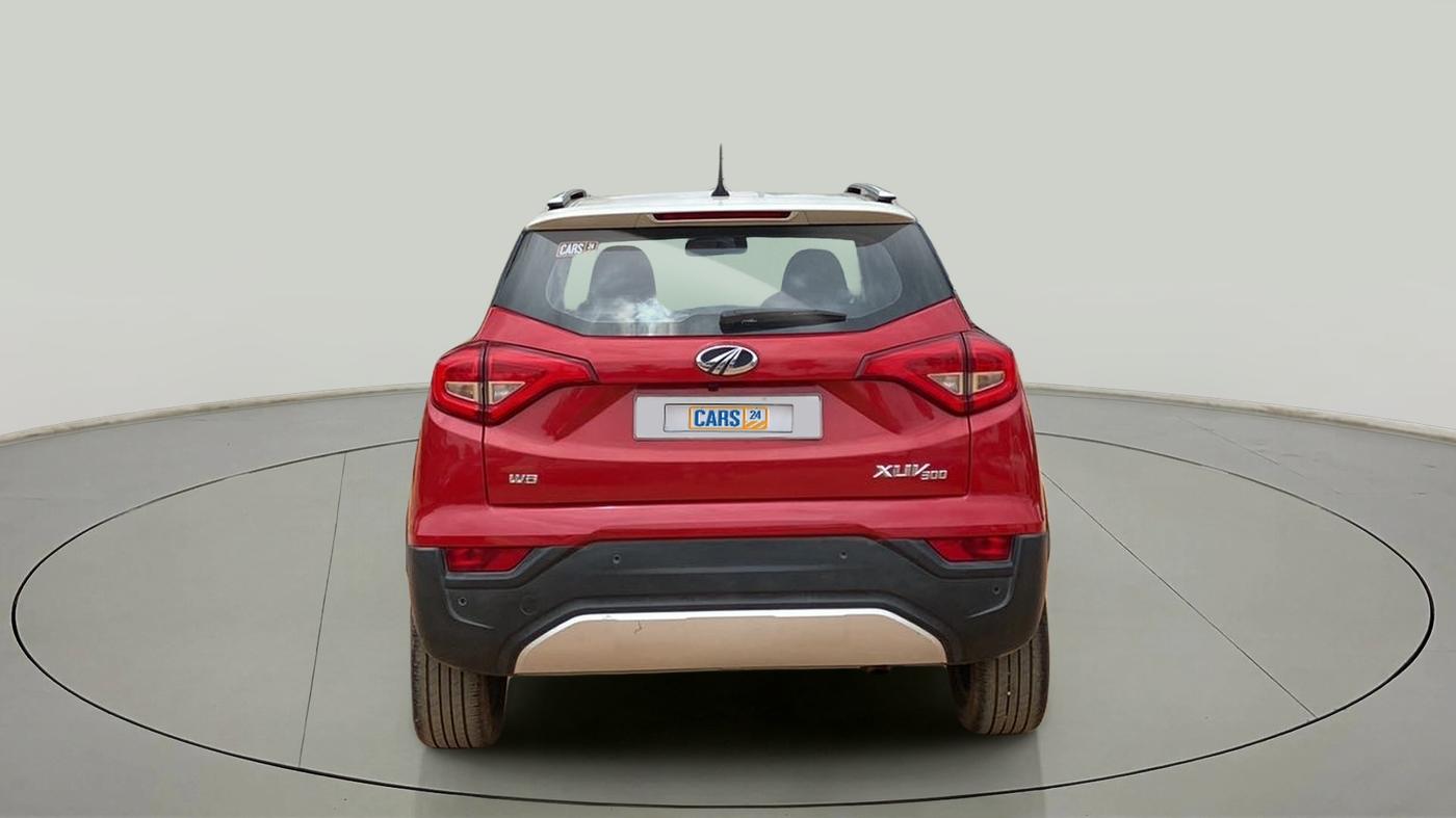 2019 Mahindra XUV300 W8(O) 1.2 PETROL DUAL TONE, Petrol, Manual, 41,165 km, Back/Rear