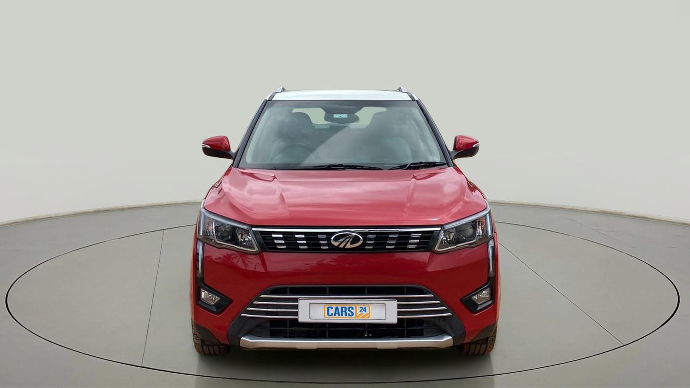2019 Mahindra XUV300 W8(O) 1.2 PETROL DUAL TONE, Petrol, Manual, 41,165 km, Front