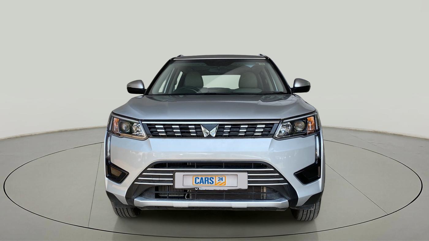 2023 Mahindra XUV300 W8 1.5 DIESEL, Diesel, Manual, 2,634 km, Front