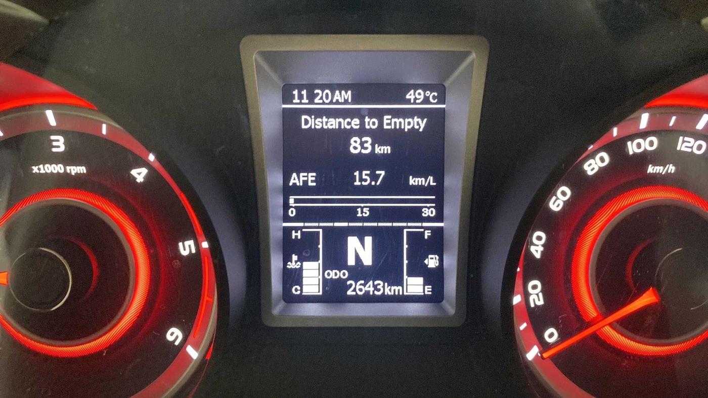 2023 Mahindra XUV300 W8 1.5 DIESEL, Diesel, Manual, 2,634 km, Odometer Image