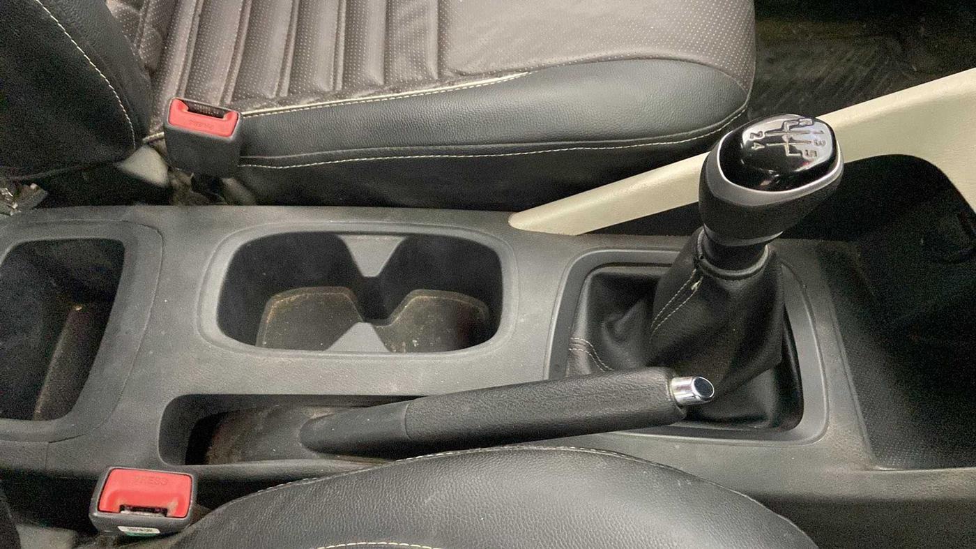 2022 Nissan MAGNITE XE, Petrol, Manual, 36,341 km, Gear Lever