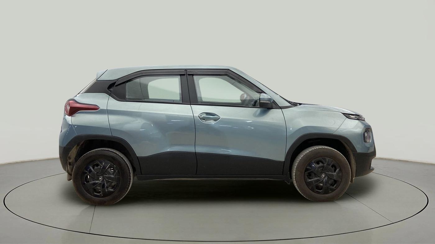 2023 Tata PUNCH ADVENTURE AMT, Petrol, Automatic, 9,734 km, Right Side View