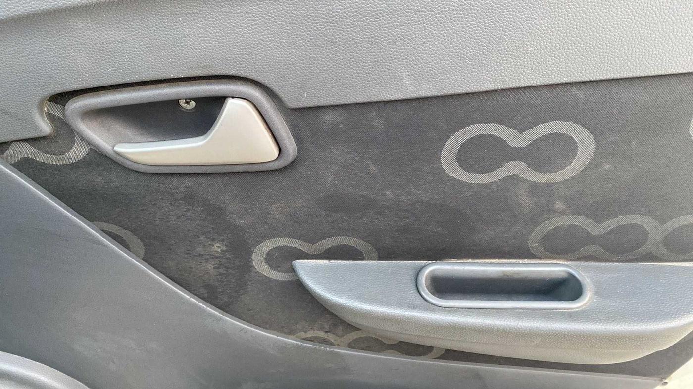 2014 Maruti Alto 800 LXI, Petrol, Manual, 73,060 km, Driver Side Door Panels Control