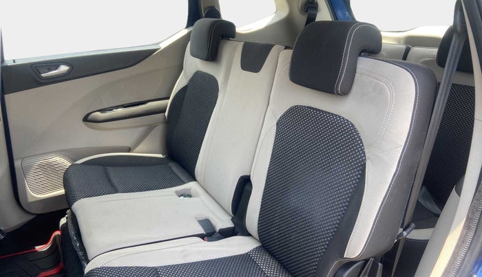 2019 Renault TRIBER RXZ, Petrol, Manual, 7,013 km, Right Side Rear Door Cabin