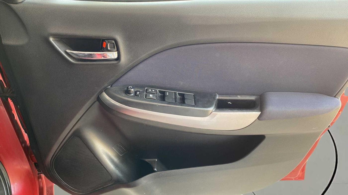 2019 Maruti Baleno DELTA PETROL 1.2, Petrol, Manual, 19,394 km, Driver Side Door Panels Control