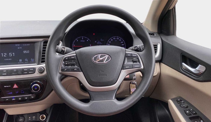 2018 Hyundai Verna 1.6 CRDI SX, Diesel, Manual, 81,256 km, Steering Wheel Close Up