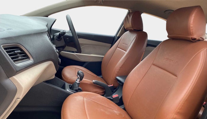 2018 Hyundai Verna 1.6 CRDI SX, Diesel, Manual, 81,256 km, Right Side Front Door Cabin