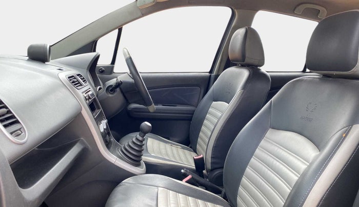 2011 Maruti Ritz VDI, Diesel, Manual, 72,692 km, Right Side Front Door Cabin