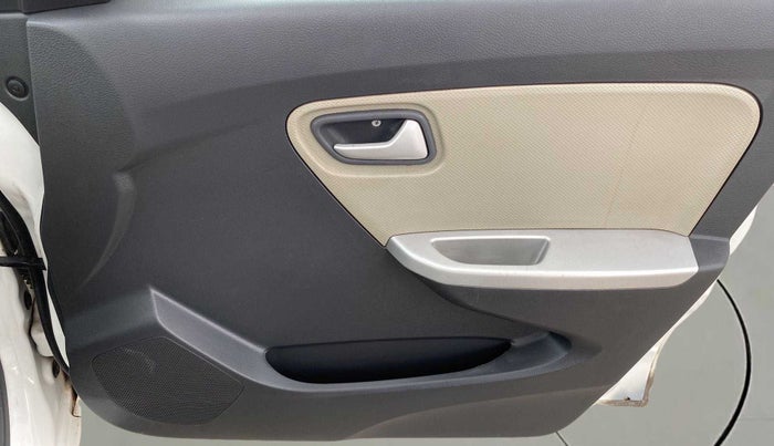2015 Maruti Alto K10 VXI AMT, Petrol, Automatic, 31,342 km, Driver Side Door Panels Control