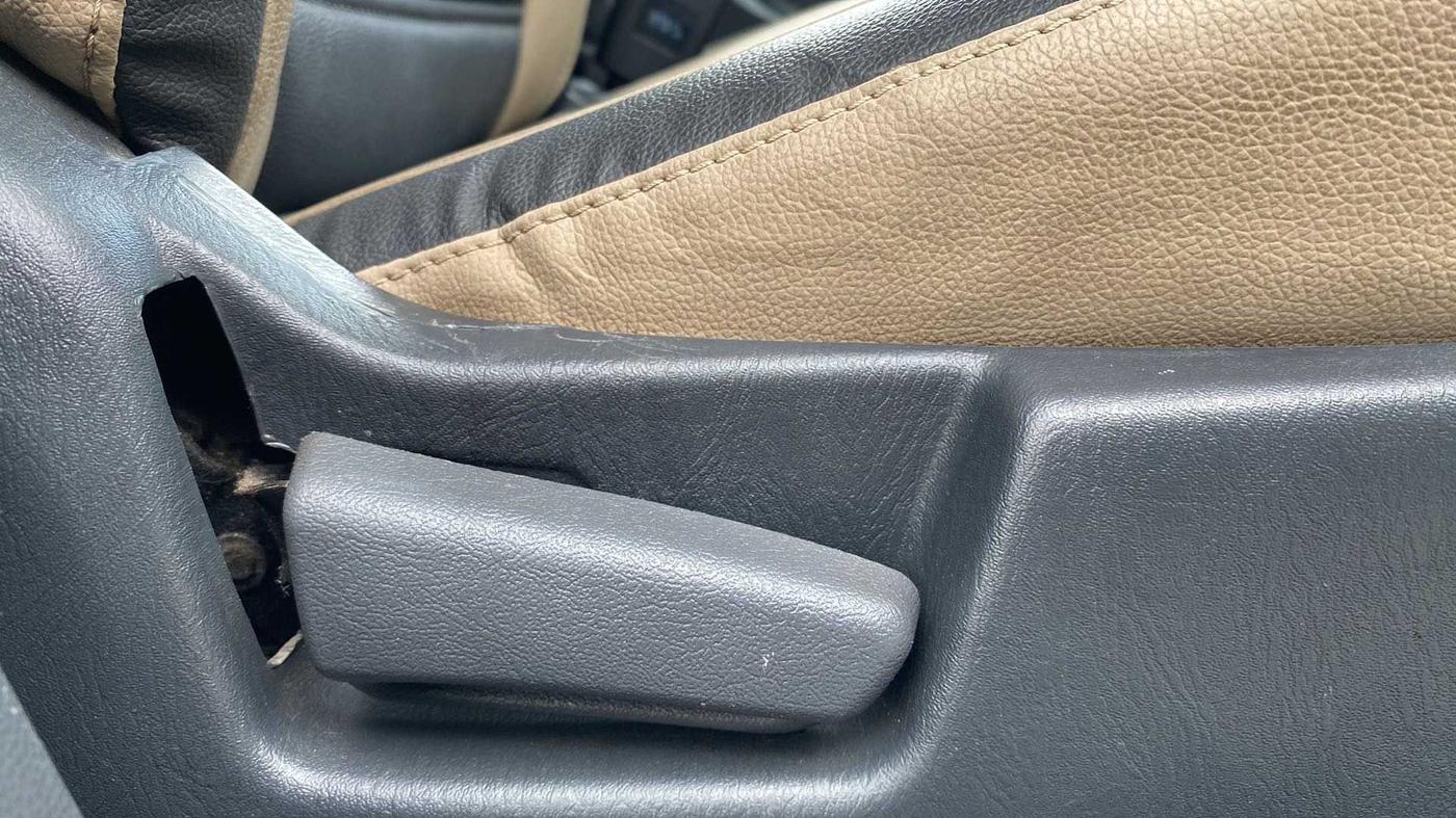 2015 Maruti Alto K10 VXI AMT, Petrol, Automatic, 31,342 km, Driver Side Adjustment Panel