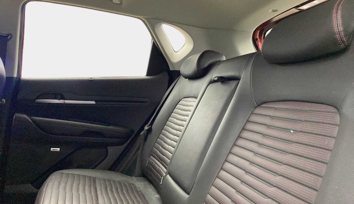 2022 KIA SONET GTX PLUS 1.0 IMT, Petrol, Manual, 22,732 km, Right Side Rear Door Cabin