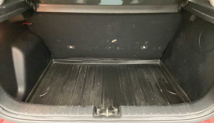 2022 KIA SONET GTX PLUS 1.0 IMT, Petrol, Manual, 22,732 km, Boot Inside