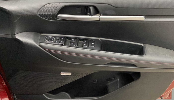 2022 KIA SONET GTX PLUS 1.0 IMT, Petrol, Manual, 22,732 km, Driver Side Door Panels Control