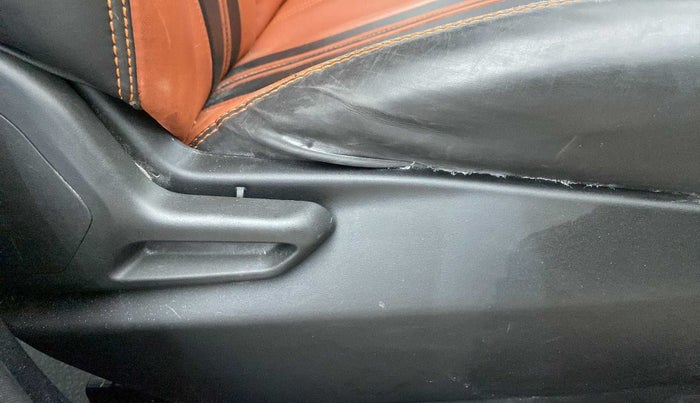 2022 Tata Tiago XM CNG, CNG, Manual, 8,031 km, Driver Side Adjustment Panel