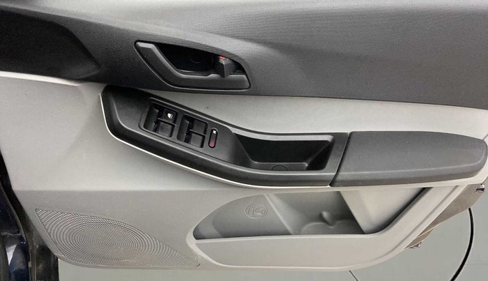 2022 Tata Tiago XM CNG, CNG, Manual, 8,031 km, Driver Side Door Panels Control