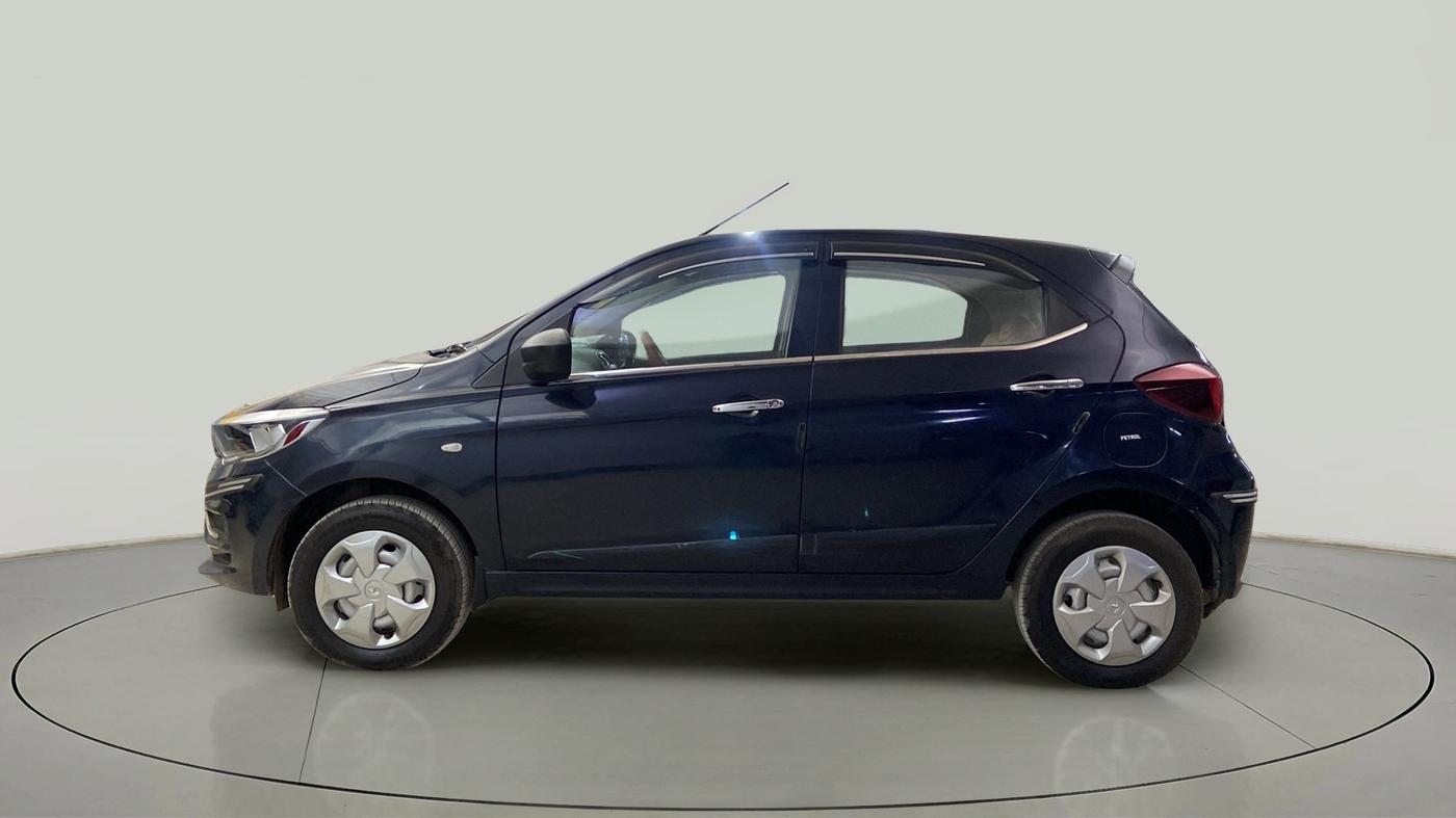 2022 Tata Tiago XM CNG, CNG, Manual, 8,031 km, Left Side
