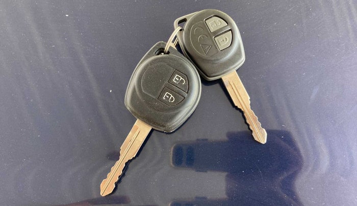2021 Maruti Swift VXI, Petrol, Manual, 29,528 km, Key Close Up