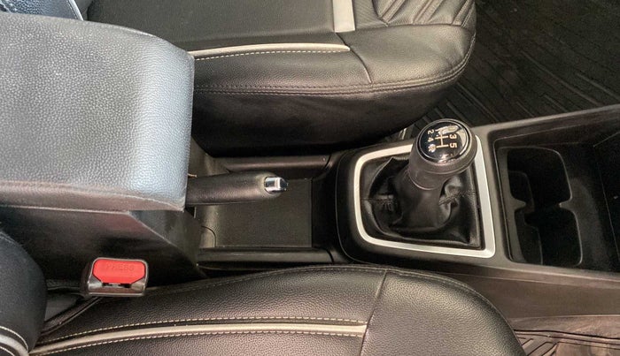 2021 Maruti Swift VXI, Petrol, Manual, 29,528 km, Gear Lever