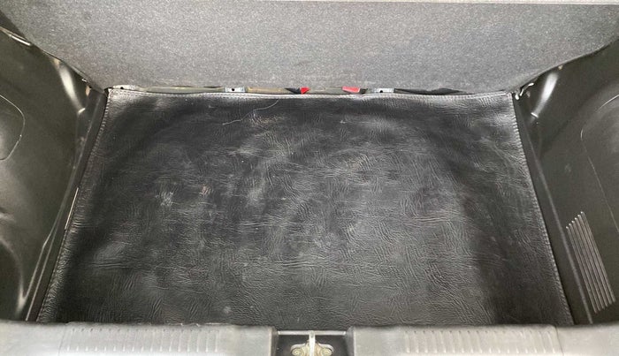 2021 Maruti Swift VXI, Petrol, Manual, 29,528 km, Boot Inside