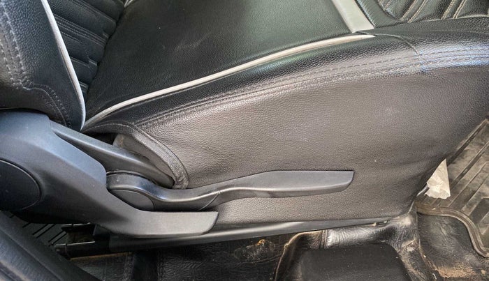 2021 Maruti Swift VXI, Petrol, Manual, 29,528 km, Driver Side Adjustment Panel