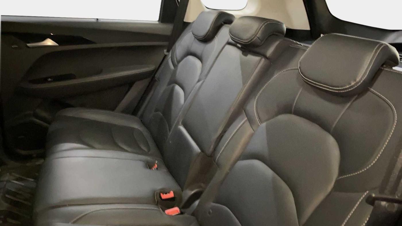 2019 MG HECTOR SHARP 1.5 DCT PETROL, CNG, Automatic, 33,137 km, Right Side Rear Door Cabin