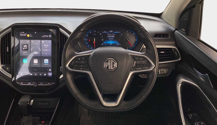 2020 MG HECTOR SHARP 1.5 DCT PETROL, Petrol, Automatic, 24,687 km, Steering Wheel Close Up