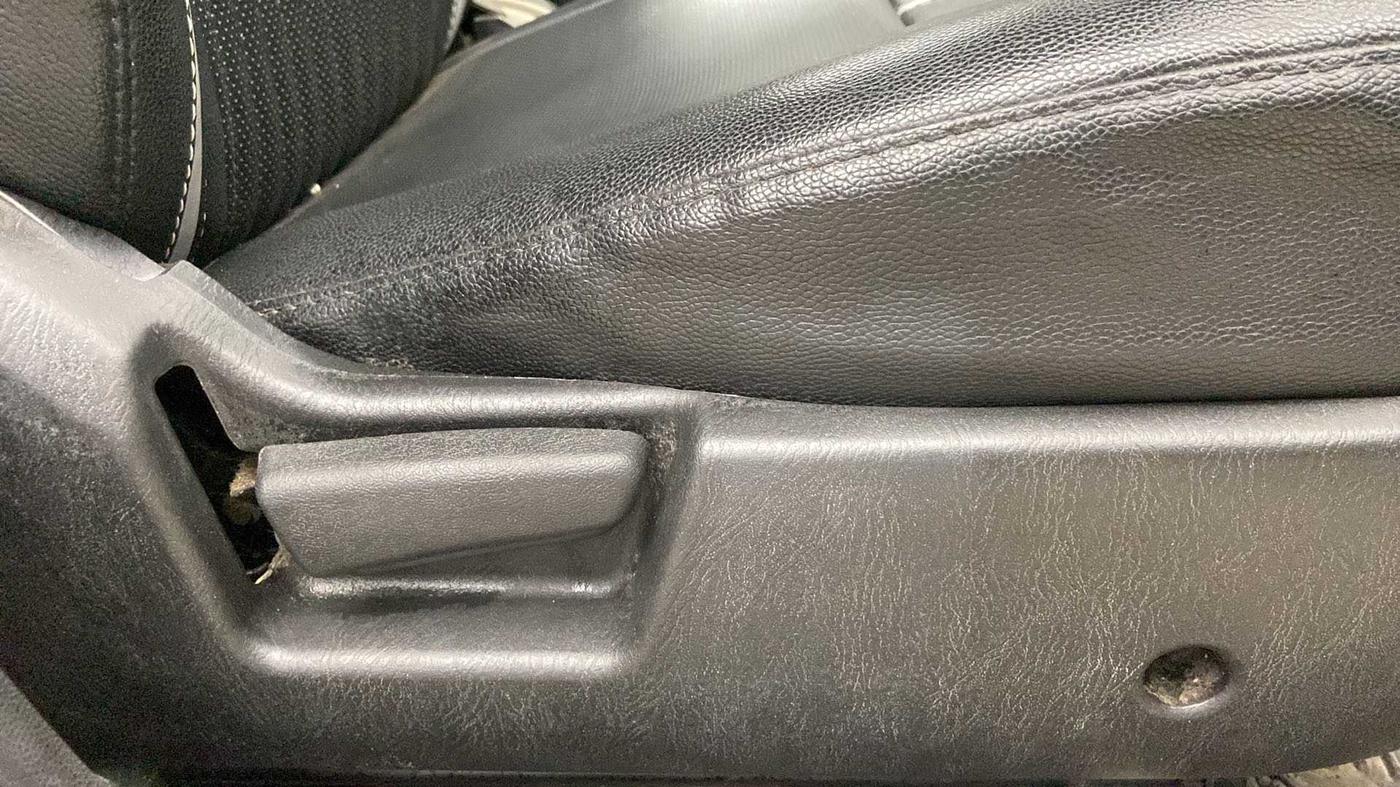 2021 Maruti Alto LXI, Petrol, Manual, 16,001 km, Driver Side Adjustment Panel