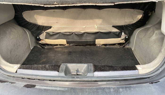 2015 Nissan Micra XL CVT, Petrol, Automatic, 64,290 km, Boot Inside