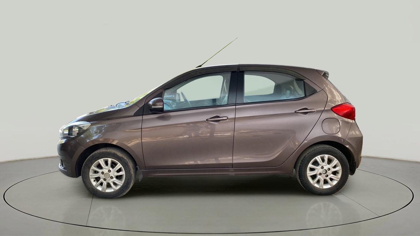 2017 Tata Tiago XZ PETROL, Petrol, Manual, 44,216 km, Left Side