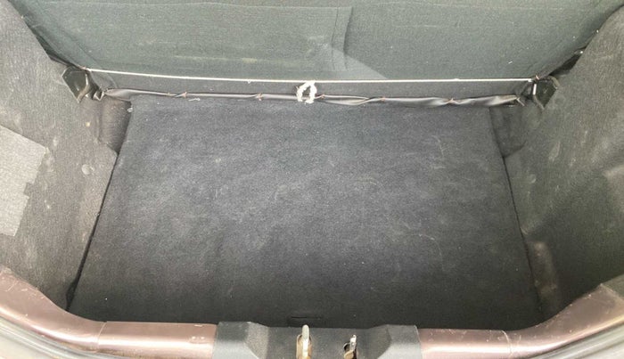 2017 Tata Tiago XZ PETROL, Petrol, Manual, 44,216 km, Boot Inside