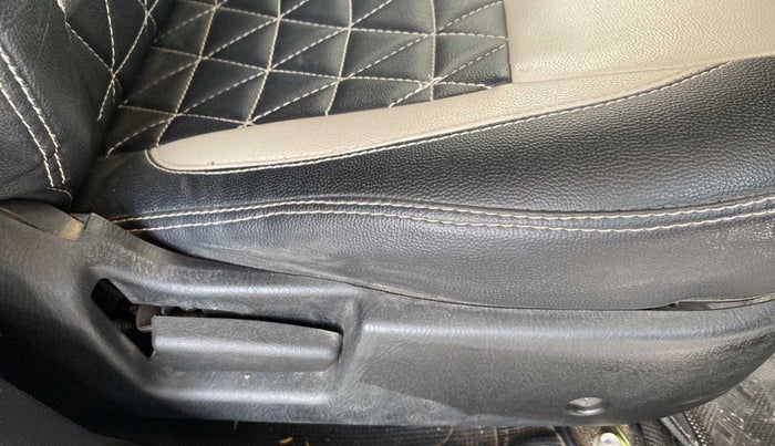 2020 Maruti Alto LXI, Petrol, Manual, 29,645 km, Driver Side Adjustment Panel