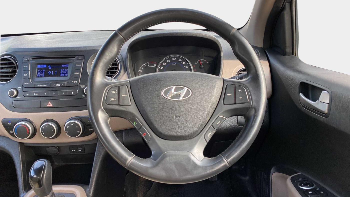 2014 Hyundai Grand i10 ASTA AT 1.2 KAPPA VTVT, Petrol, Automatic, 45,424 km, Steering Wheel Close Up