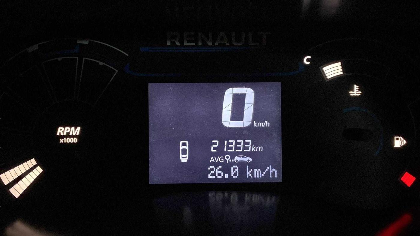 2022 Renault TRIBER RXT, Petrol, Manual, 21,331 km, Odometer Image