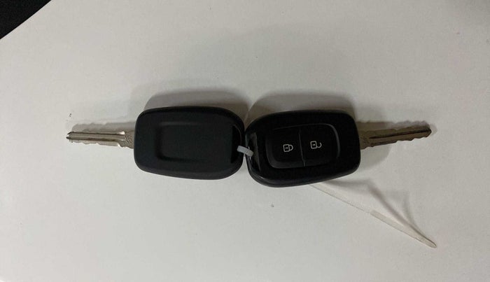 2022 Renault TRIBER RXT, Petrol, Manual, 21,331 km, Key Close Up