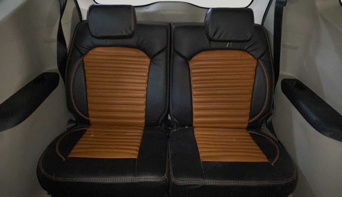 2022 Renault TRIBER RXT, Petrol, Manual, 21,331 km, Third Seat Row ( optional )