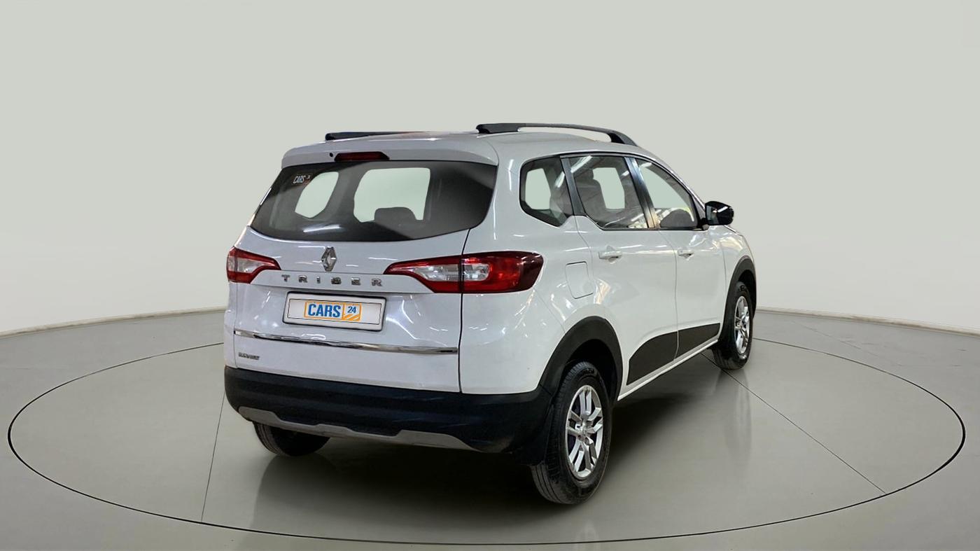 2022 Renault TRIBER RXT, Petrol, Manual, 21,331 km, Right Back Diagonal