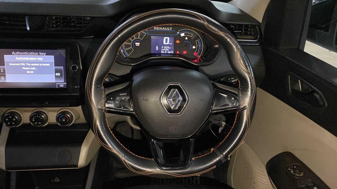 2022 Renault TRIBER RXT, Petrol, Manual, 21,331 km, Steering Wheel Close Up